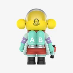 MEGA COLLECTION 1000% SPACE MOLLY Little Painter -Outlet Mega Plush Store 04 zMO42cJMh4 1200x1200