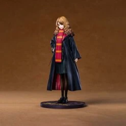 Harry Potter:Wizard Dynasty Hermione -Outlet Mega Plush Store 20230922 154714 006879 1200x1200