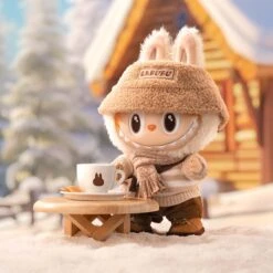 THE MONSTERS - DRESS BE LATTE Vinyl Plush Doll -Outlet Mega Plush Store 20231026 121853 894014 1200x1200