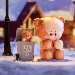 PINO JELLY Former Friend Figurine -Outlet Mega Plush Store 20240305 115726 074502 1200x1200