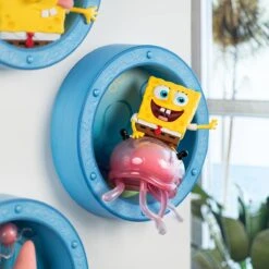 SpongeBob’s Window Series Figurine -Outlet Mega Plush Store 20240621 113612 200091 spongebob s window series frigurine details 11 1200x1200