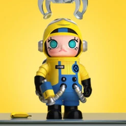MEGA SPACE MOLLY 400% Minions 24 MEGA SPACE MOLLY 400% Minions -Outlet Mega Plush Store 20240905 142425 875305 mega space molly 400 minions mega pop mart us scene 1 1200x1200