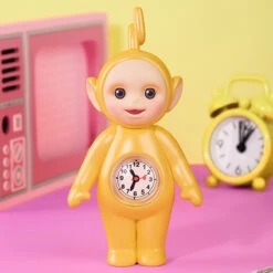 Teletubbies Trendy Figure -Outlet Mega Plush Store 20240920 114821 228972 teletubbies laa laa trendy figure designer figurines pop mart us scence 1 1200x1200
