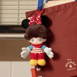 DIMOO WORLD × DISNEY Series-Vinyl Plush Keychain Blind Box -Outlet Mega Plush Store 20250317 152842 869495 scene 5 dimoo world disney series vinyl plush keychain blind box plush details popmart us 1200x1200