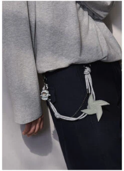 Hirono Echo Series - Pendant Chain Blind Box -Outlet Mega Plush Store 20250403 155133 524133 6 hirono echo series pendant chain blind box blind boxes details popmart us 1200x1649