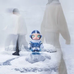 MEGA COLLECTION 1000% SPACE MOLLY Glacier -Outlet Mega Plush Store mega 1000 07 KAyb5YB84R 1200x1200