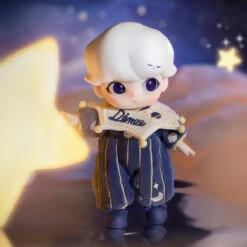 DIMOO Stay With Me Action Figure -Outlet Mega Plush Store scene 02 SBTdSZOFZP 1200x1200